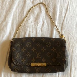 Louis Vuitton Clutch
